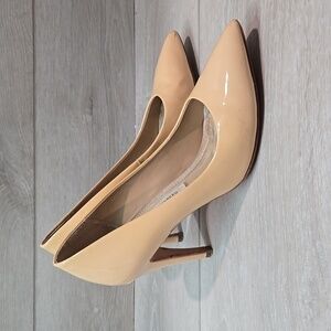 Diane Von Furstenberg Women The Pointed toe Heels shoes sz 6.5M